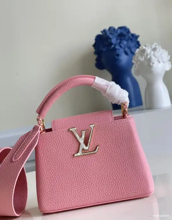 LOUIS MINI VUITTON CAPUCINES 0405
